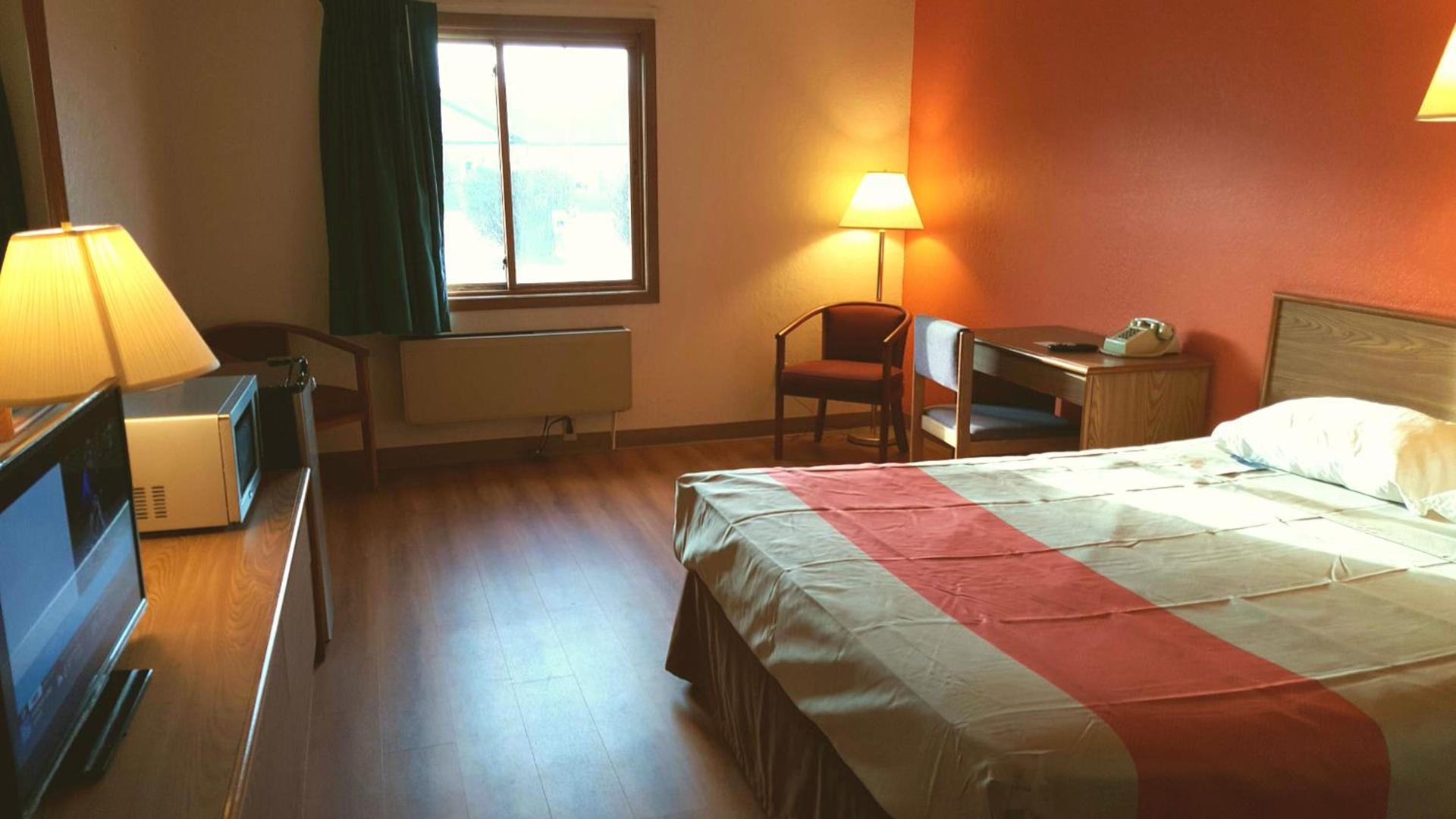 Motel 6-Saukville, WI photo 55
