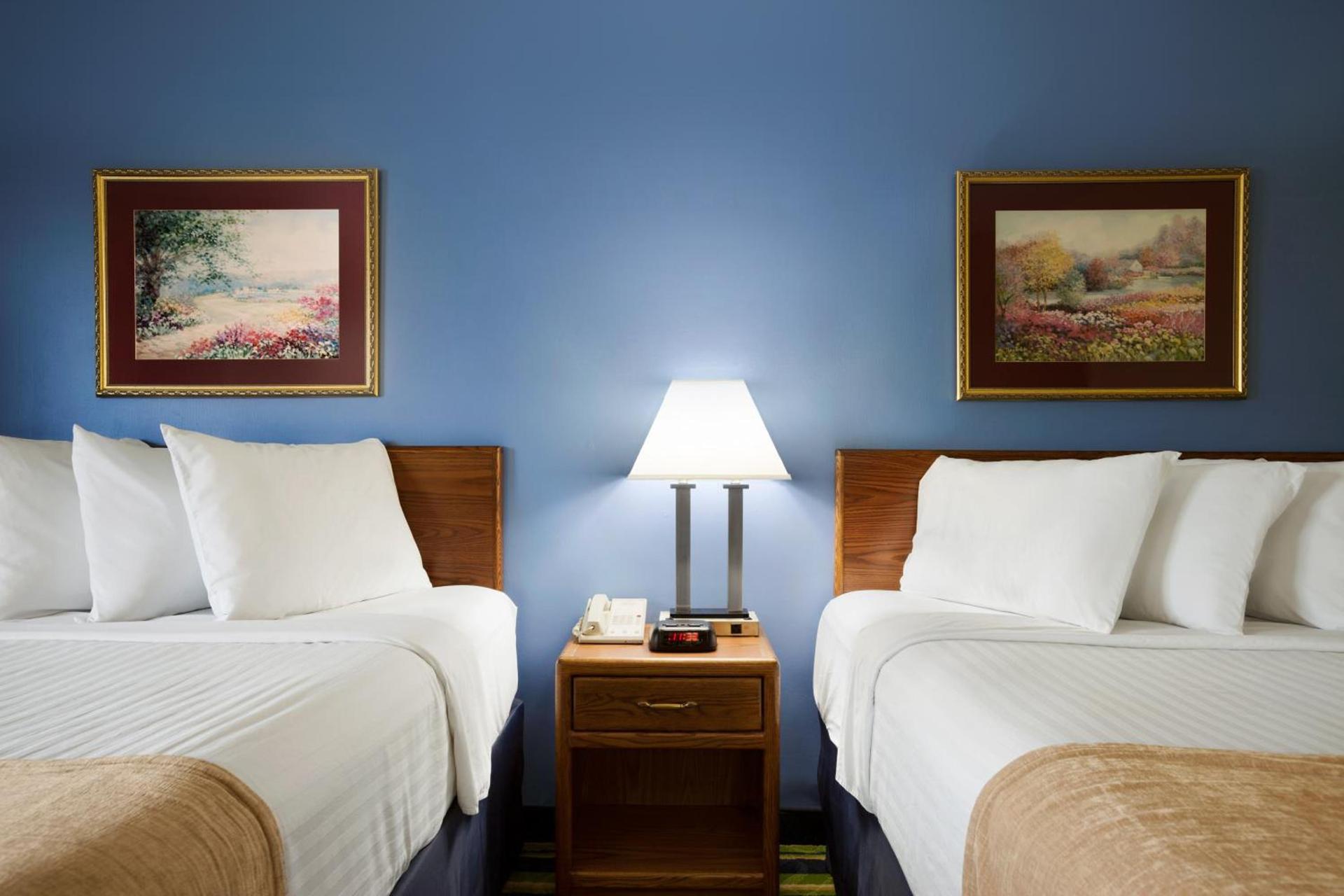 Days Inn by Wyndham Fargo - West Acres photo 21