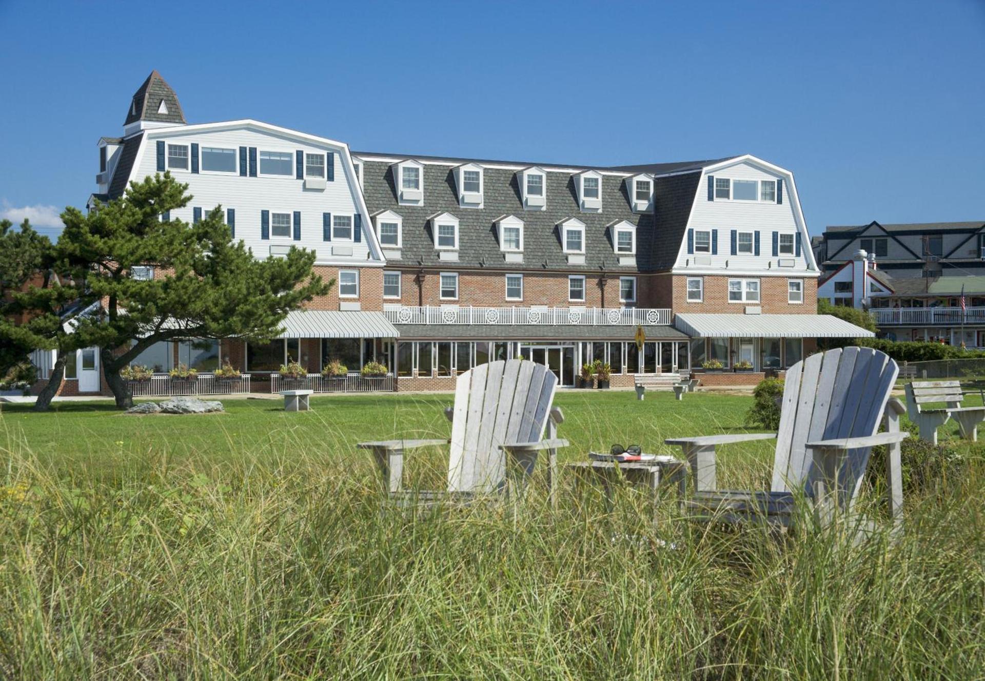 Newport Beach Hotel & Suites photo 8