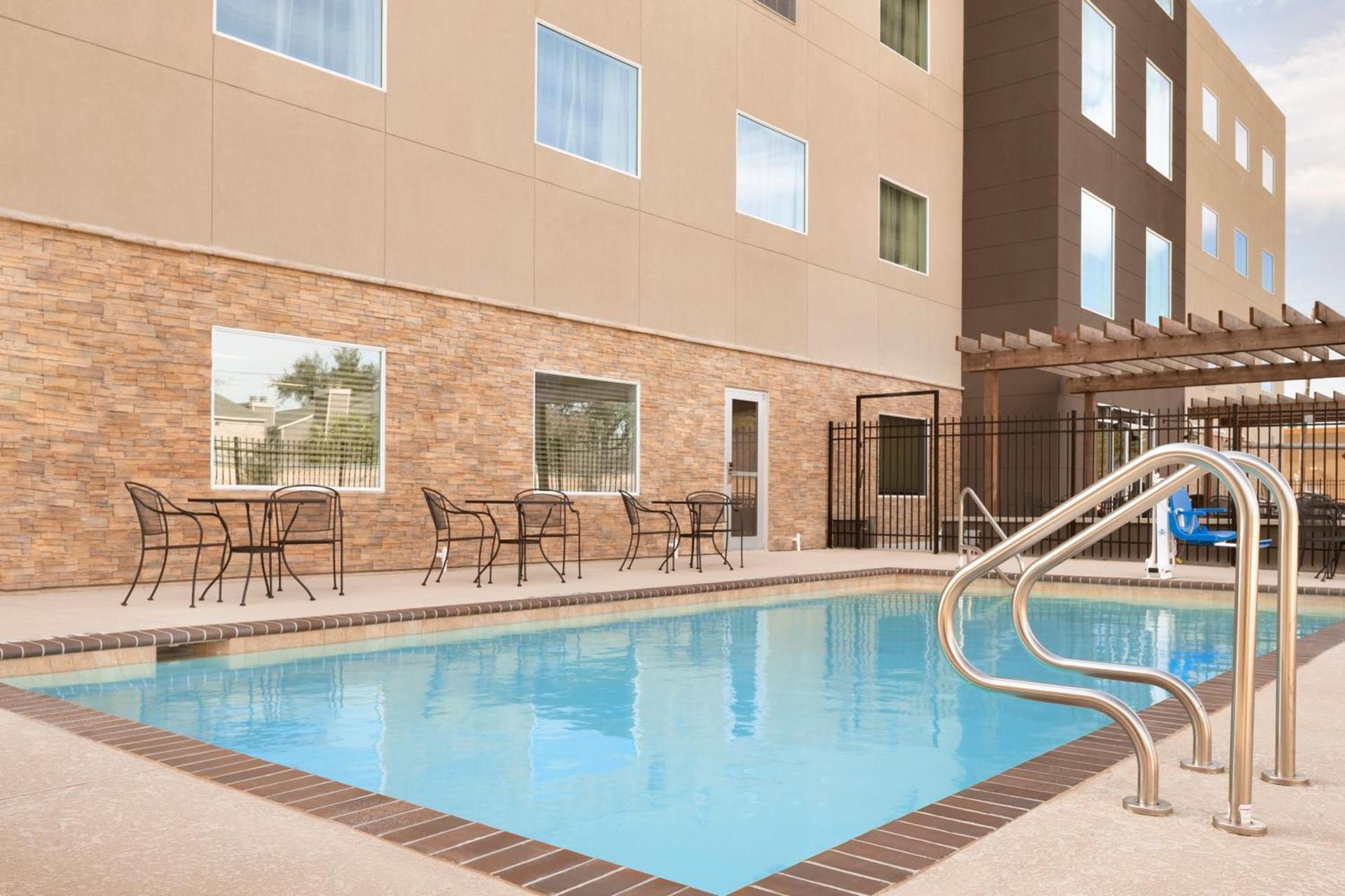 Garner Hotel Houston - Westheimer by IHG photo 39