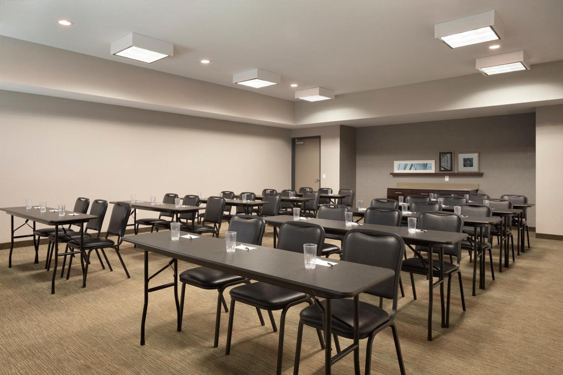 Garner Hotel Houston - Westheimer by IHG photo 40