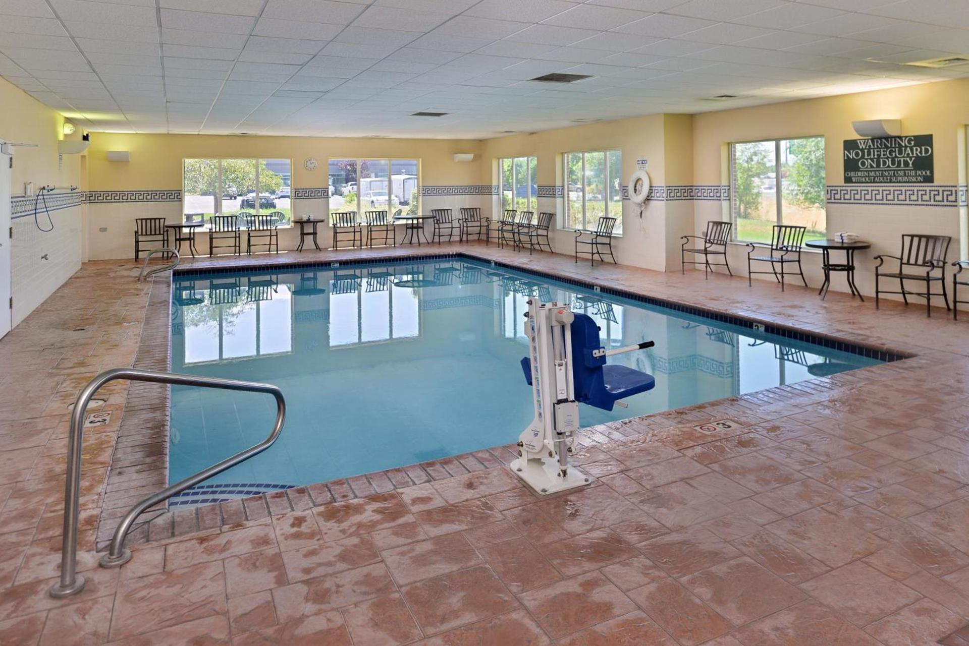 Holiday Inn Express & Suites Salt Lake City N - Bountiful photo 4