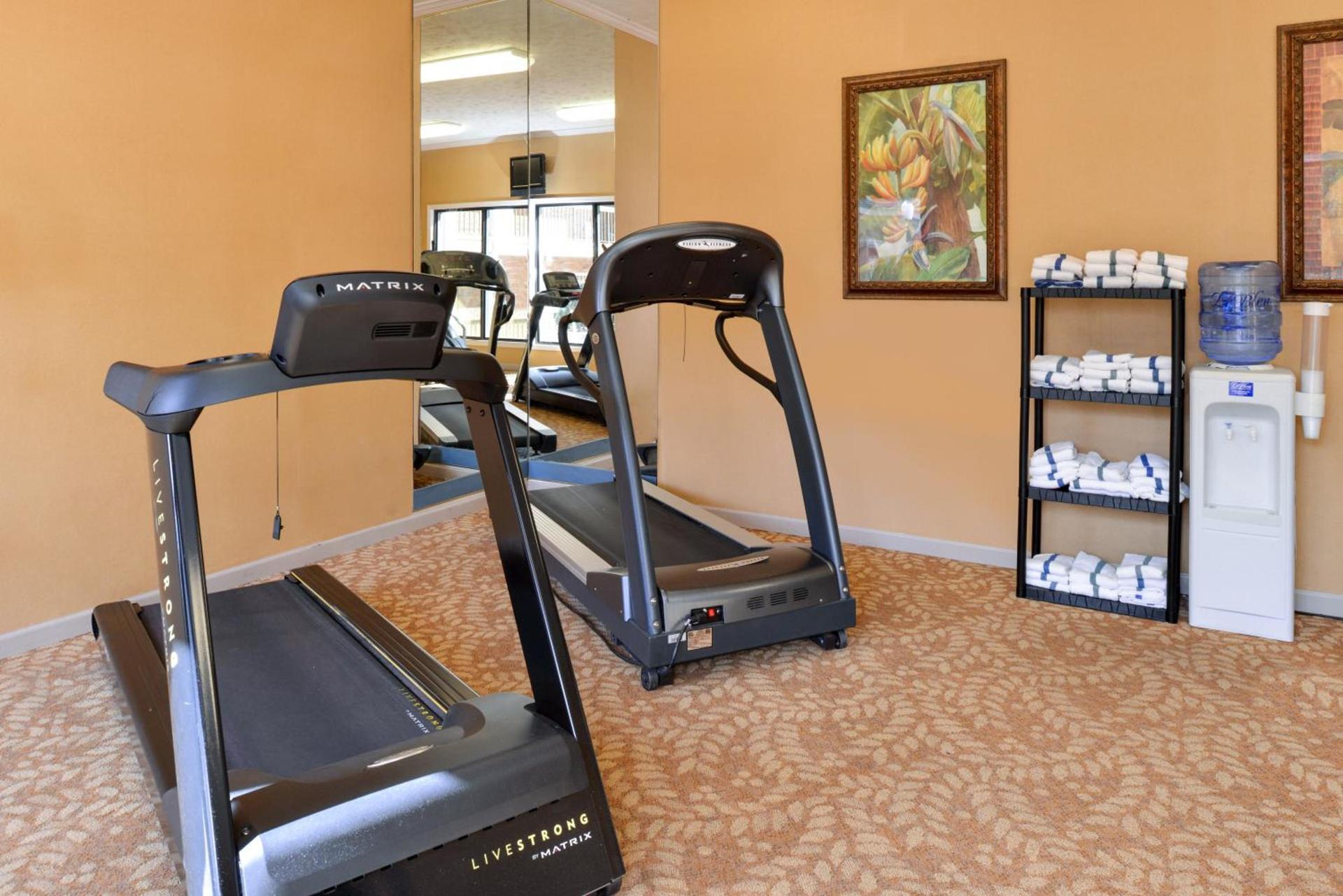 Quality Inn & Suites Fayetteville I-95 photo 53