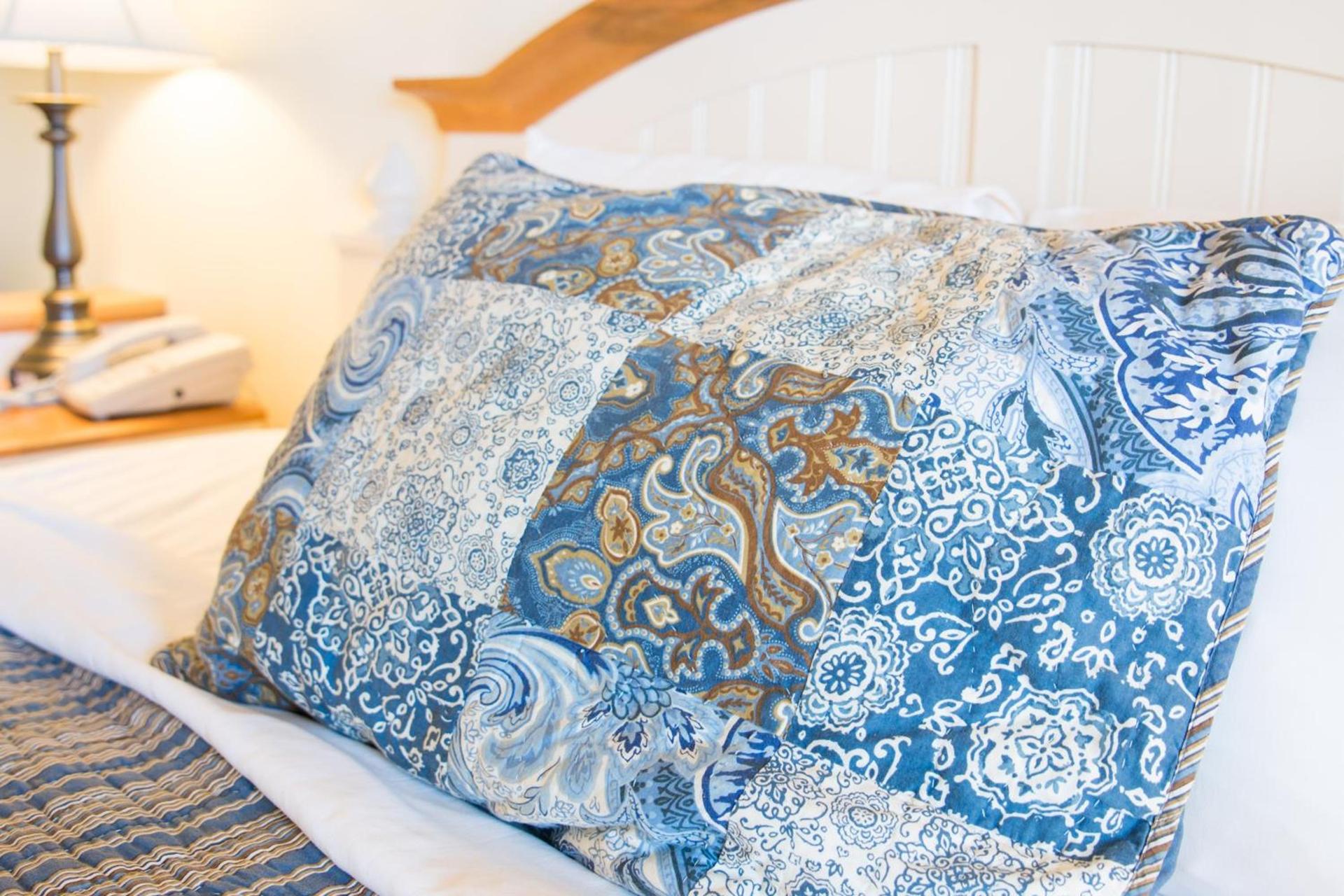 Blue Gate Garden Inn photo 32