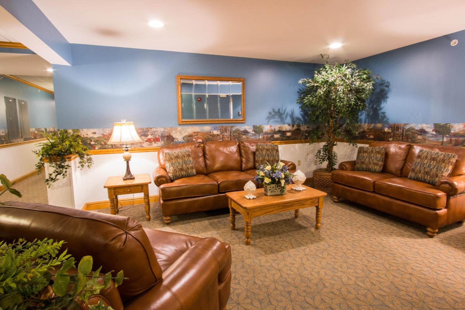 Blue Gate Garden Inn photo 34
