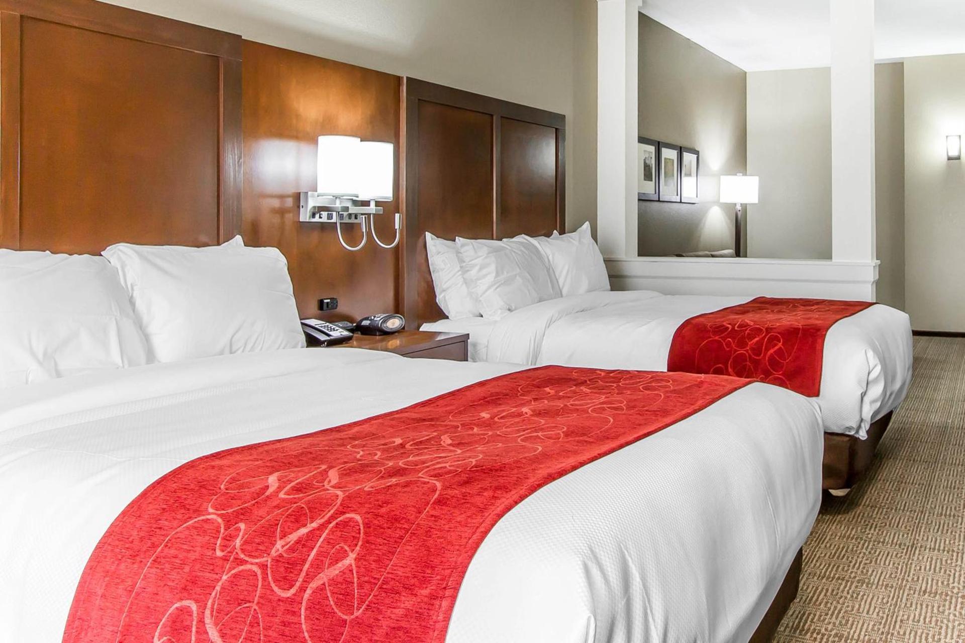 Comfort Suites West Omaha photo 24