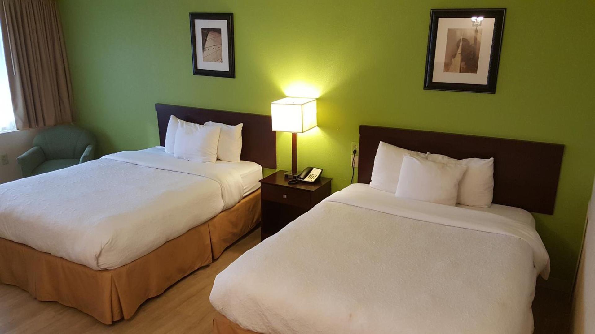 Waterfront Inn PHL Airport photo 19