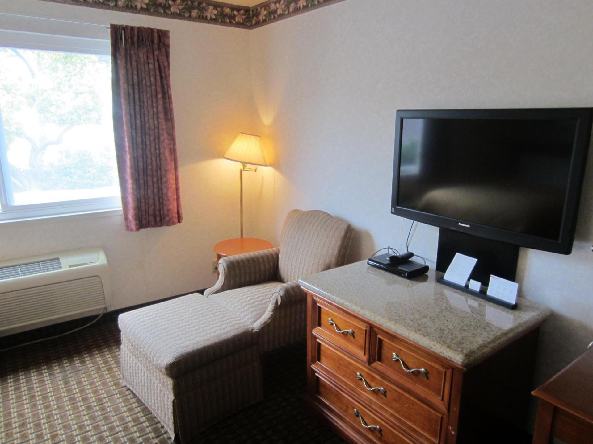 Cherry Orchard Inn photo 29