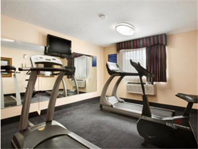 Days Inn by Wyndham Keene NH photo 26