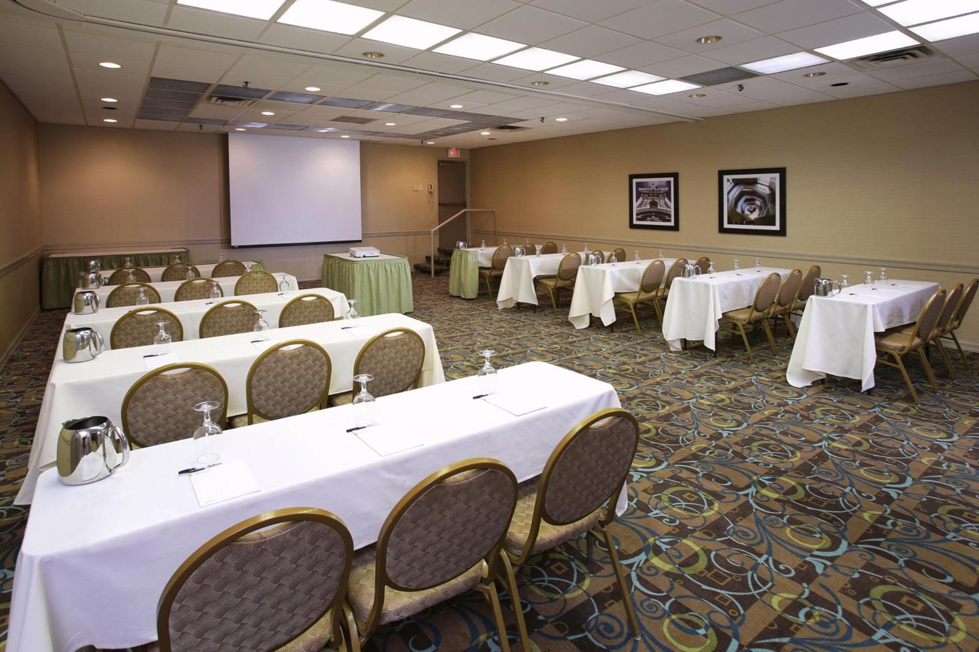 Radisson Hotel Philadelphia Northeast photo 34