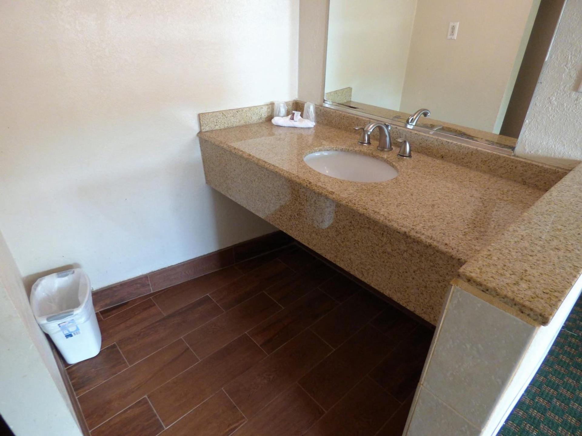Sands Motel photo 5
