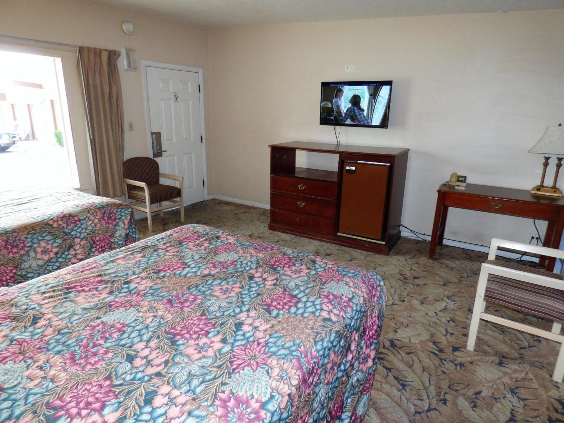 Sands Motel photo 12