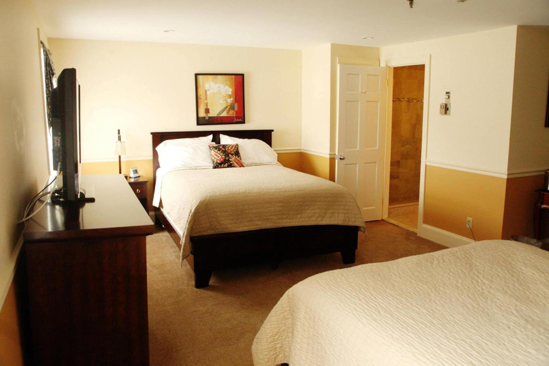 Joseph Ambler Inn photo 40