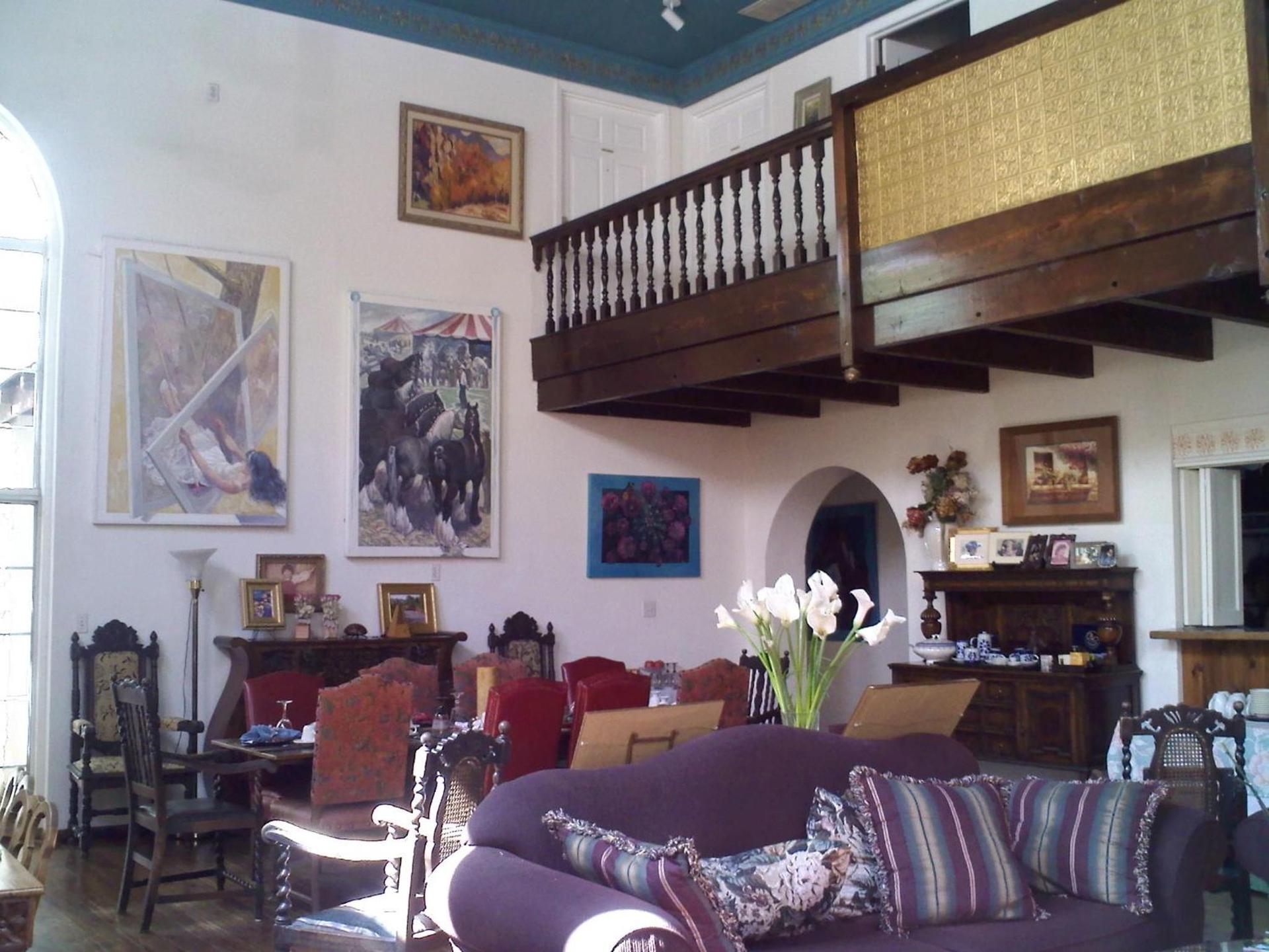 Lundeen Inn of the Arts photo 5