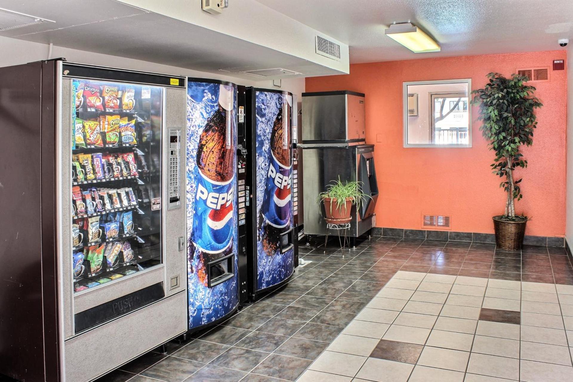 Motel 6-King City, CA photo 47