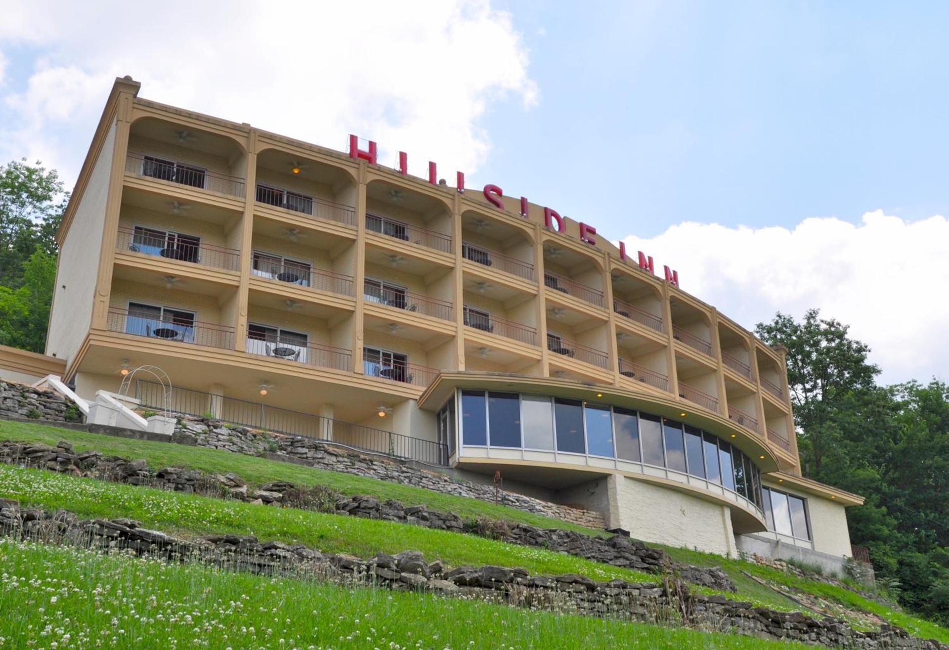 Hillside Inn photo 22