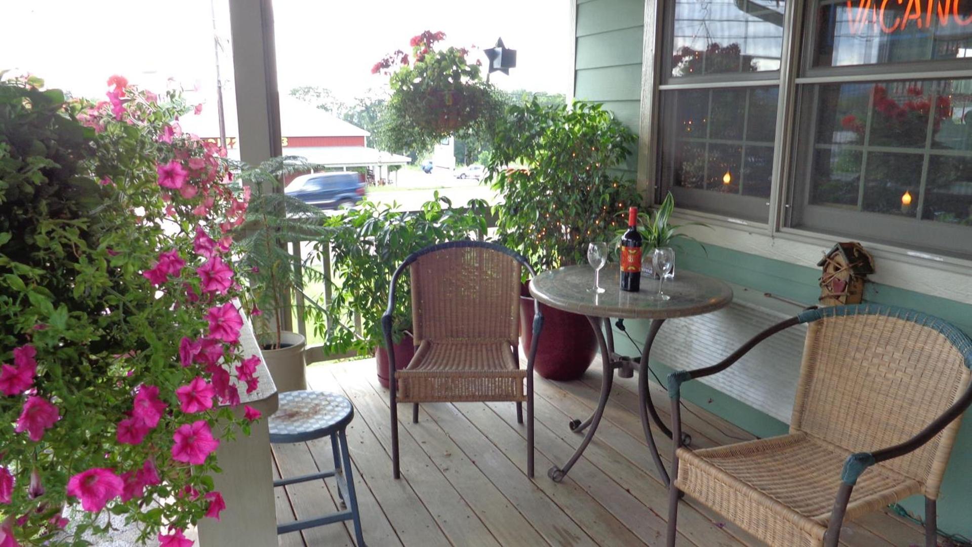The Garrett Inn photo 30