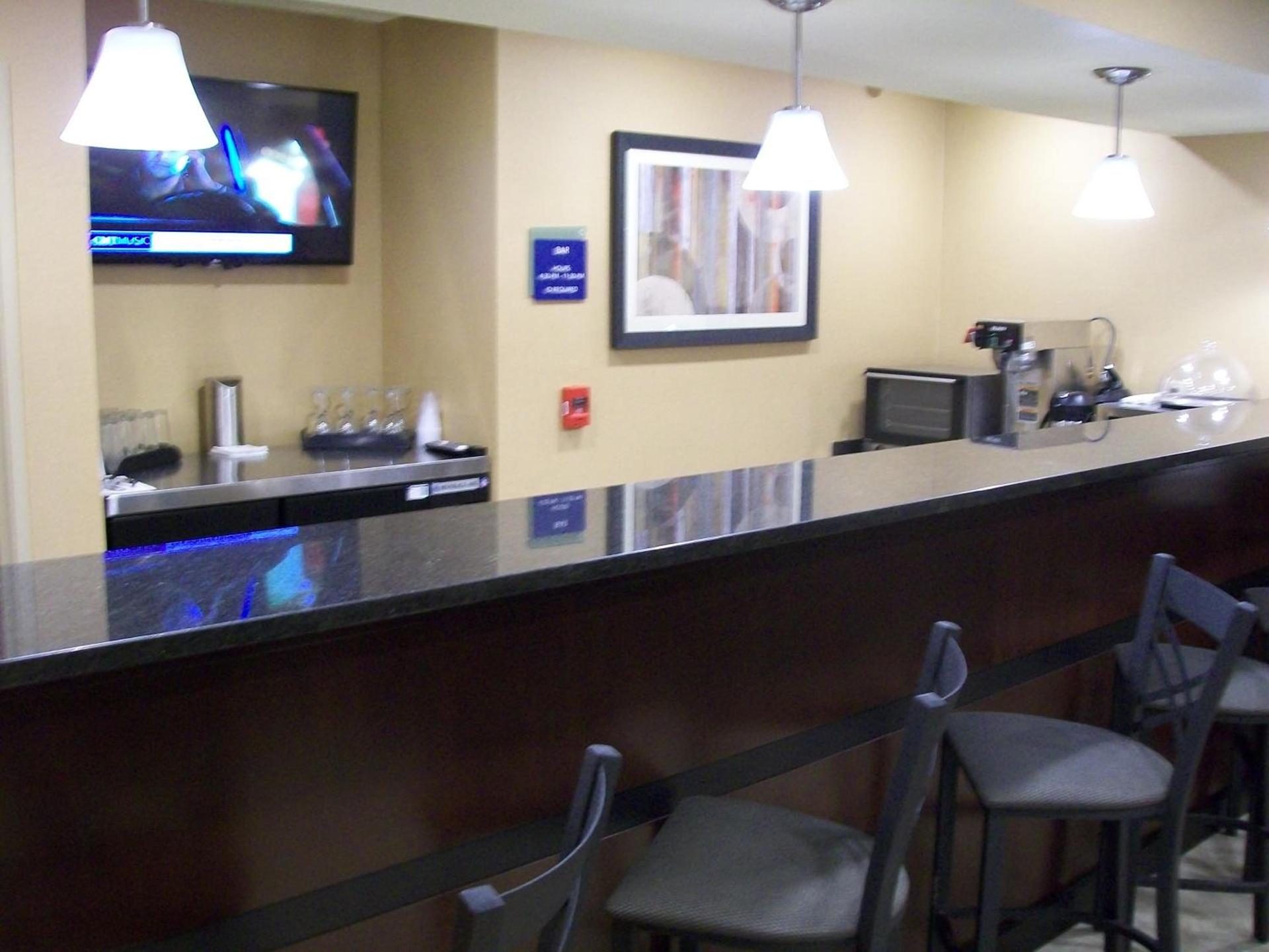 Cobblestone Inn & Suites - Ambridge, PA photo 36
