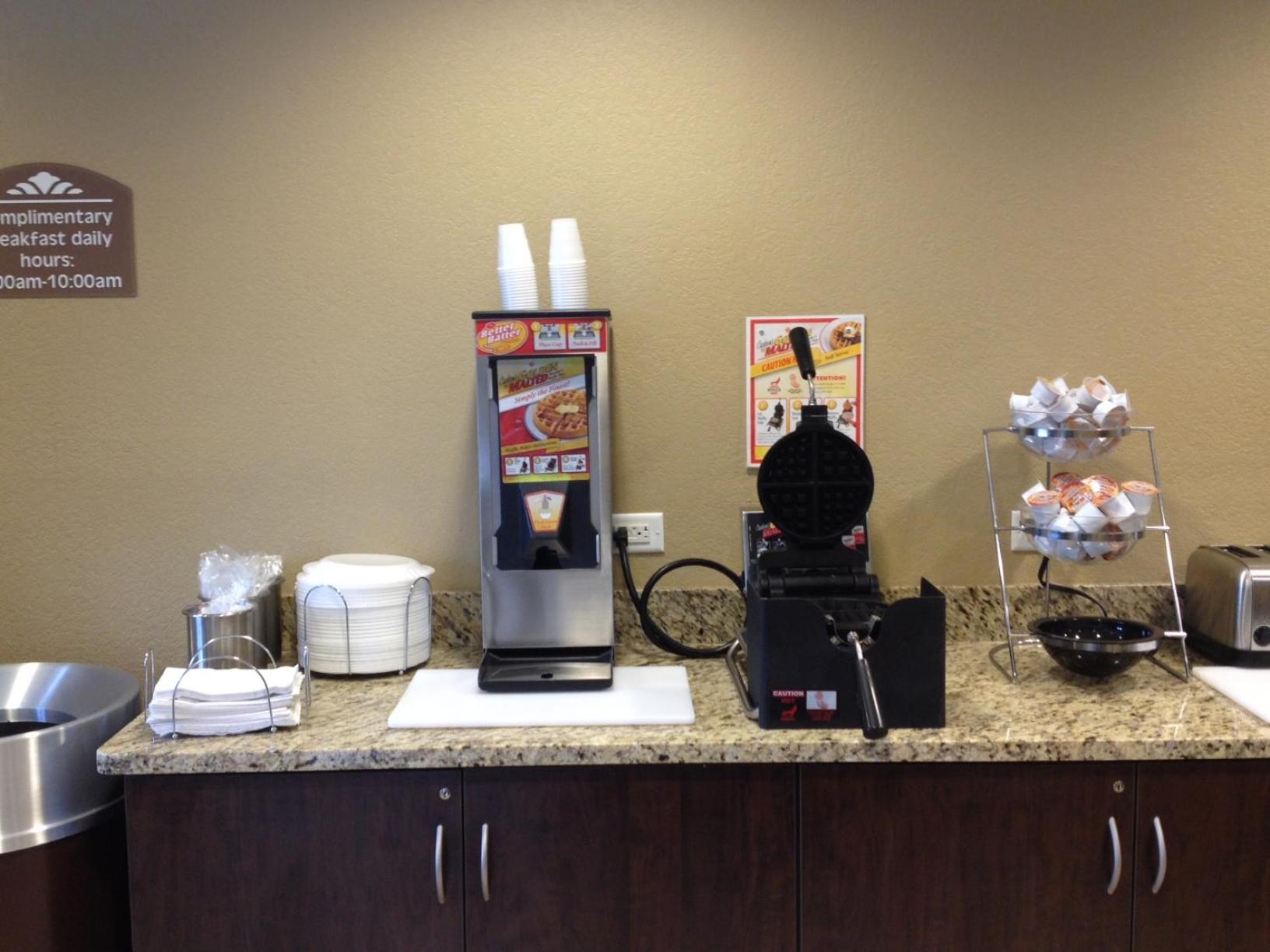 Microtel Inn & Suites By Wyndham Mineral Wells/Parkersburg photo 13