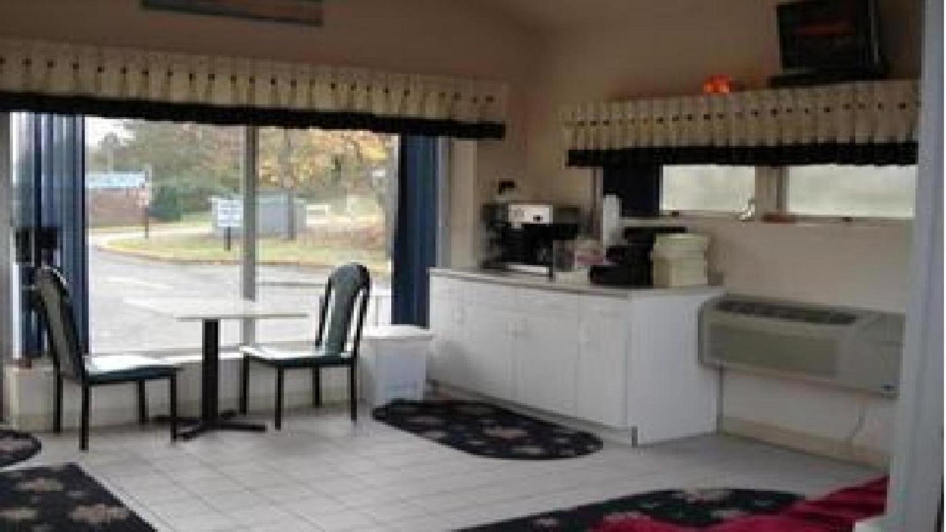 Tides Inn at Stehli Beach photo 13