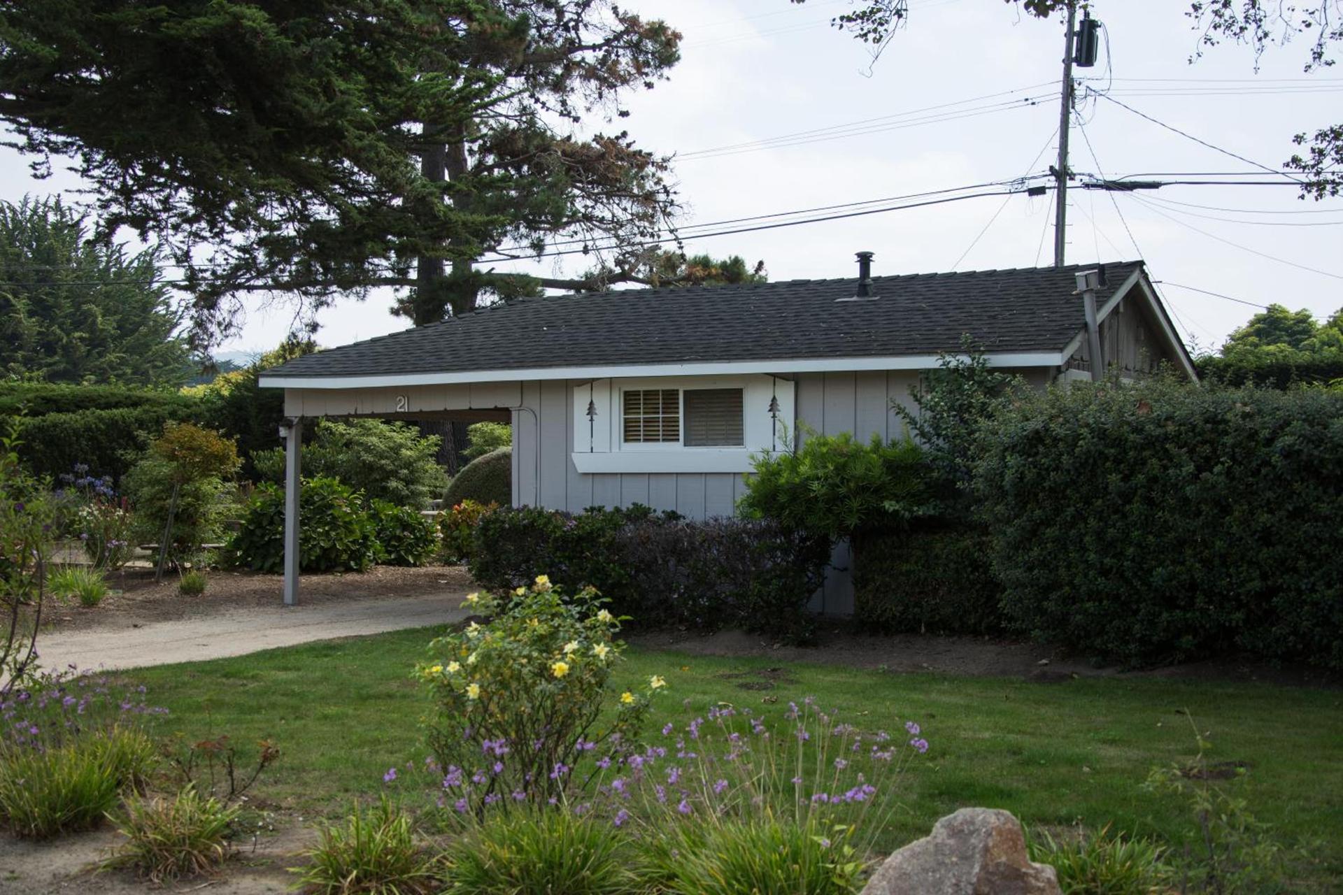 Carmel River Inn & Cottages photo 58