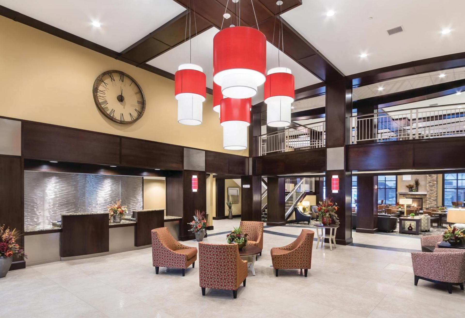 ClubHouse Hotel & Suites Fargo photo 11