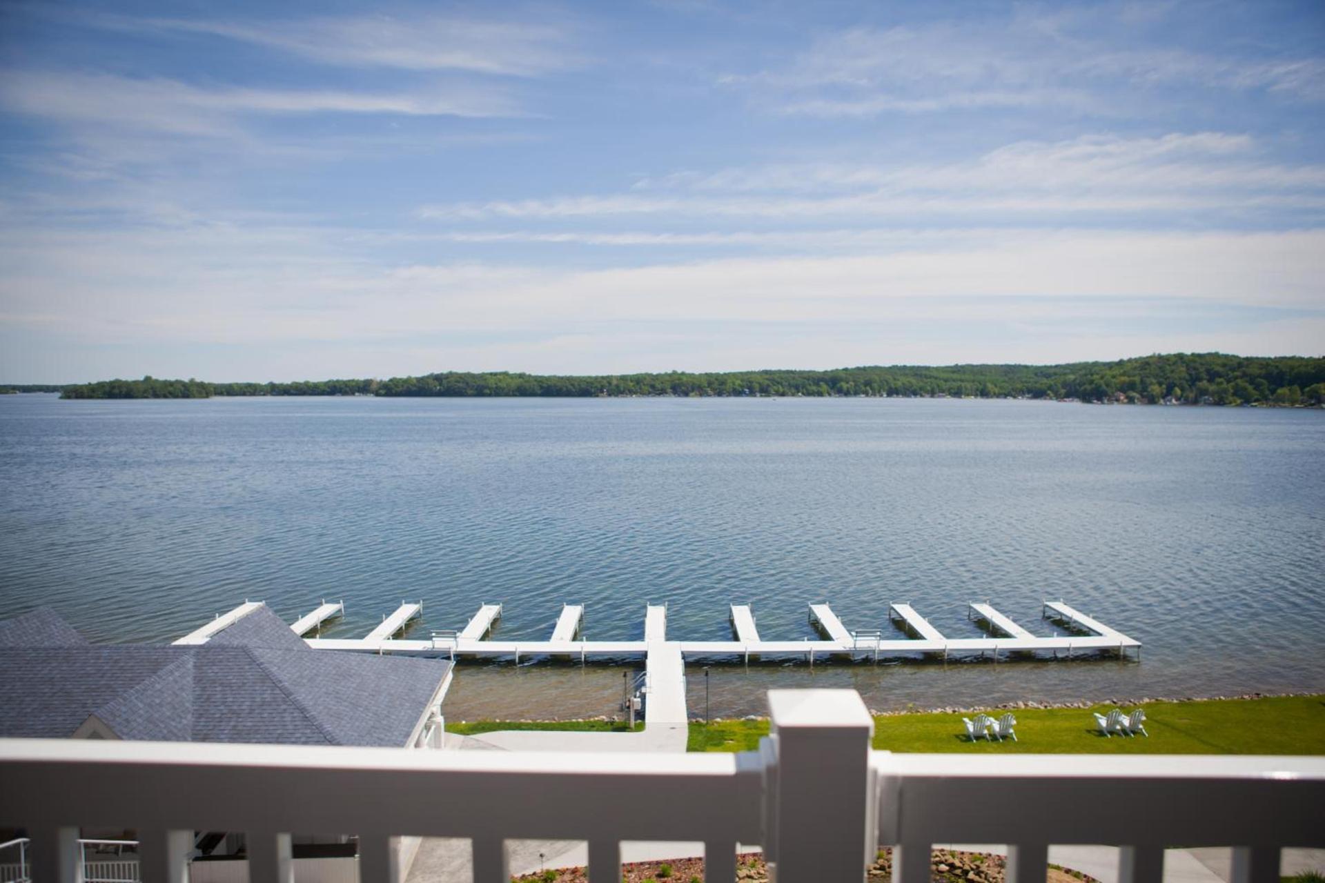 Bay Pointe Inn photo 31