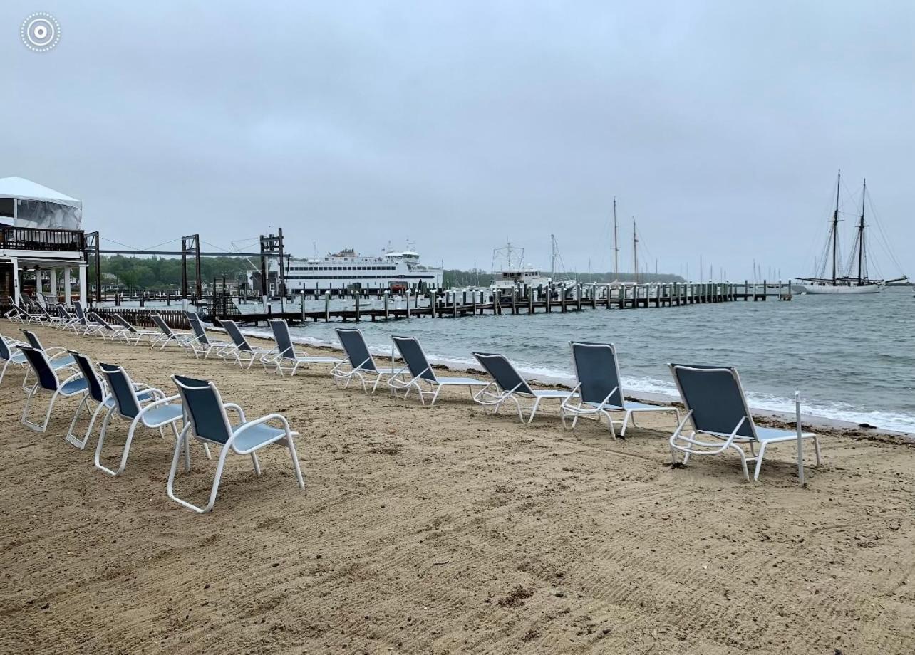 Vineyard Harbor Motel photo 27