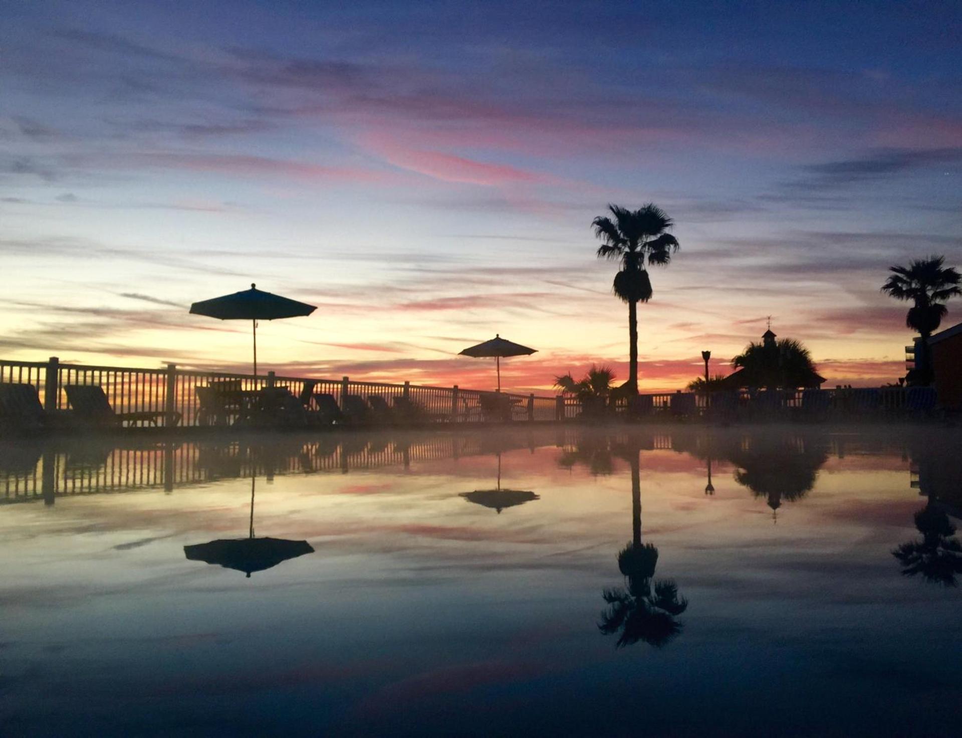 Coral Sands Inn photo 5