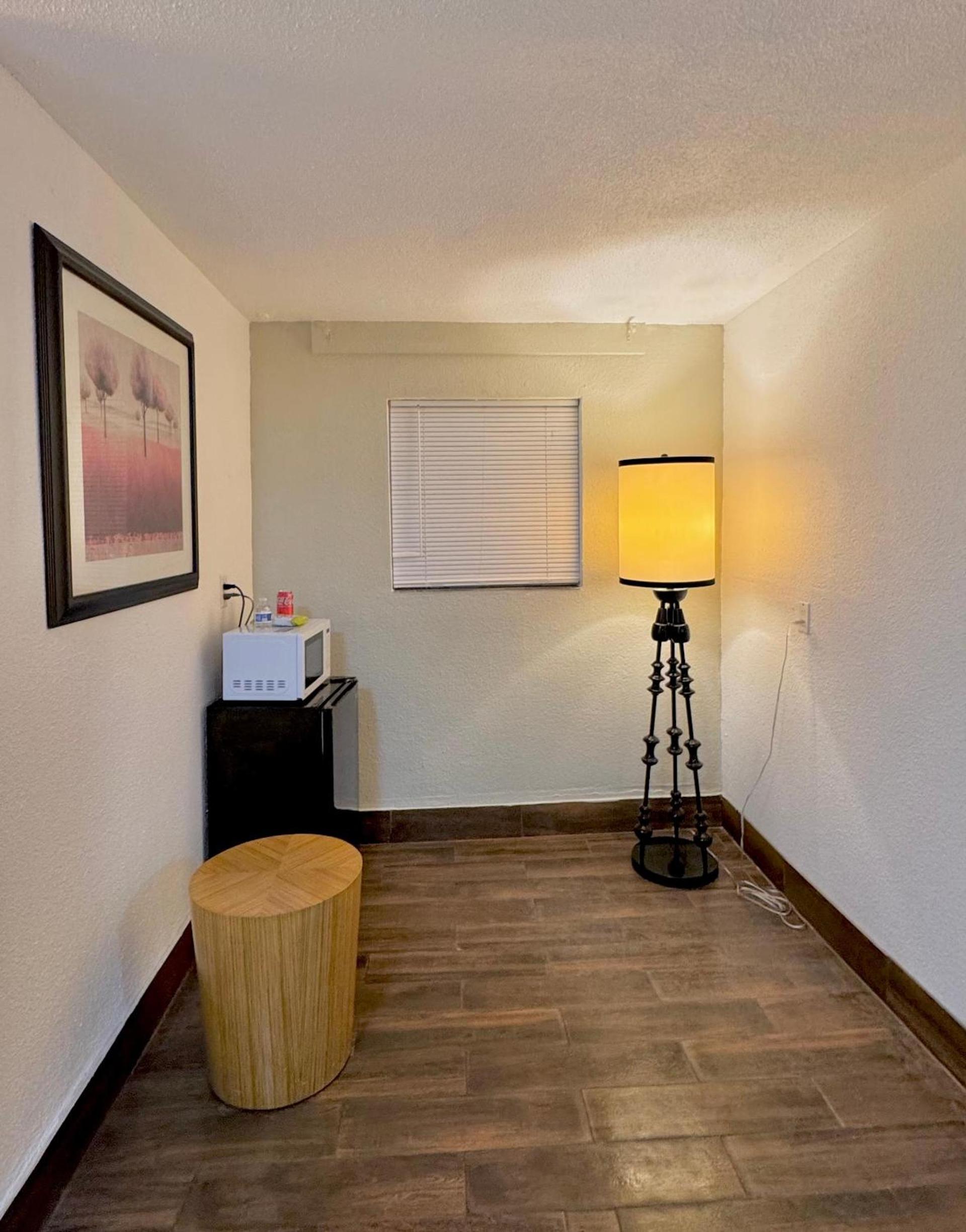 Budget Motel photo 26