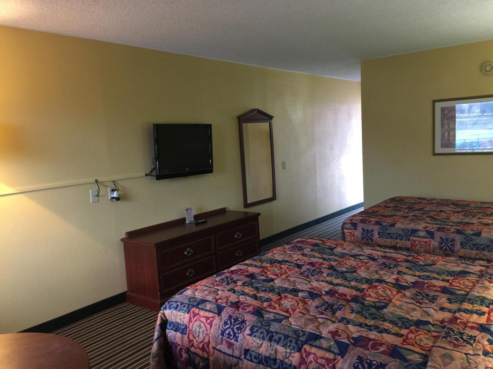 Family Budget Inn Harrison photo 21