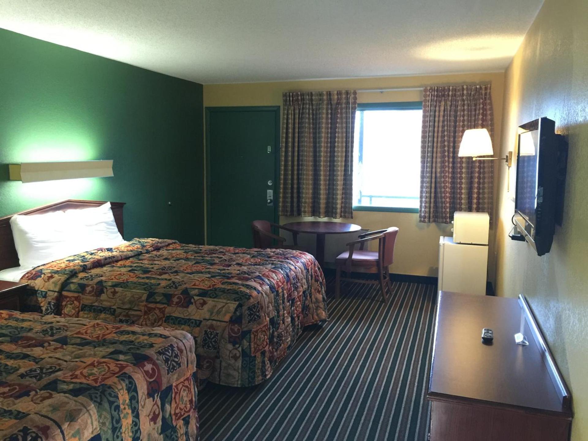 Family Budget Inn Harrison photo 23