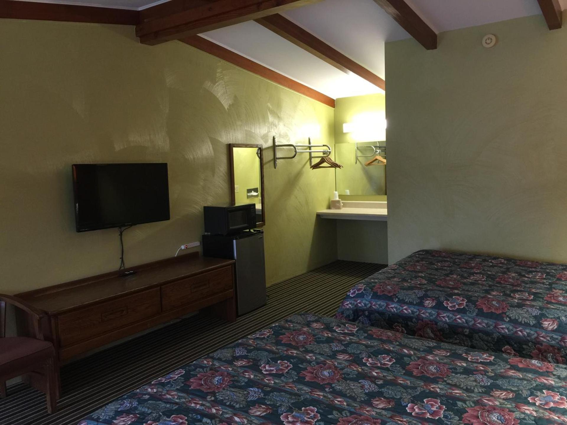 Family Budget Inn Harrison photo 5