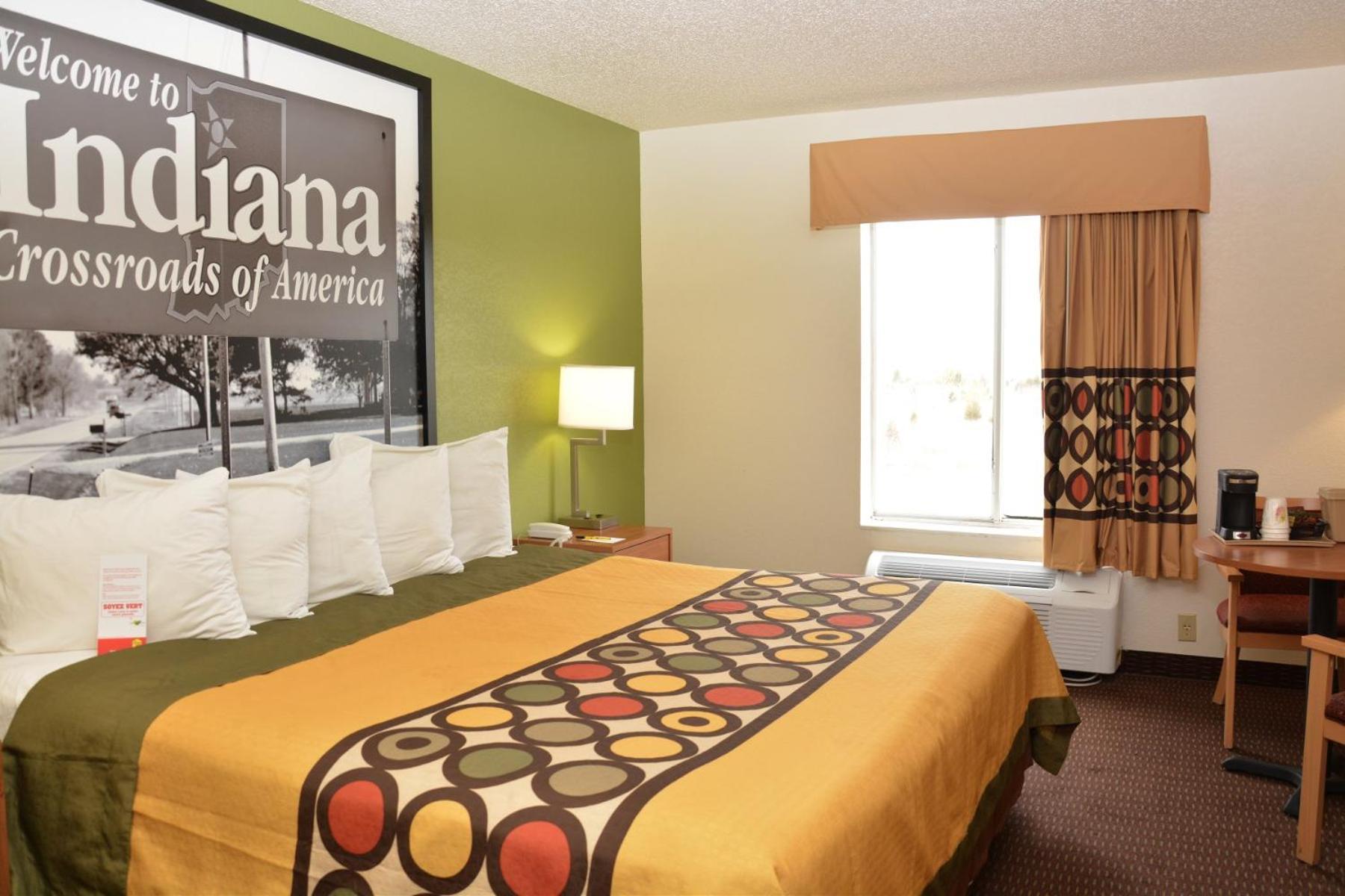 Super 8 by Wyndham Corydon photo 25