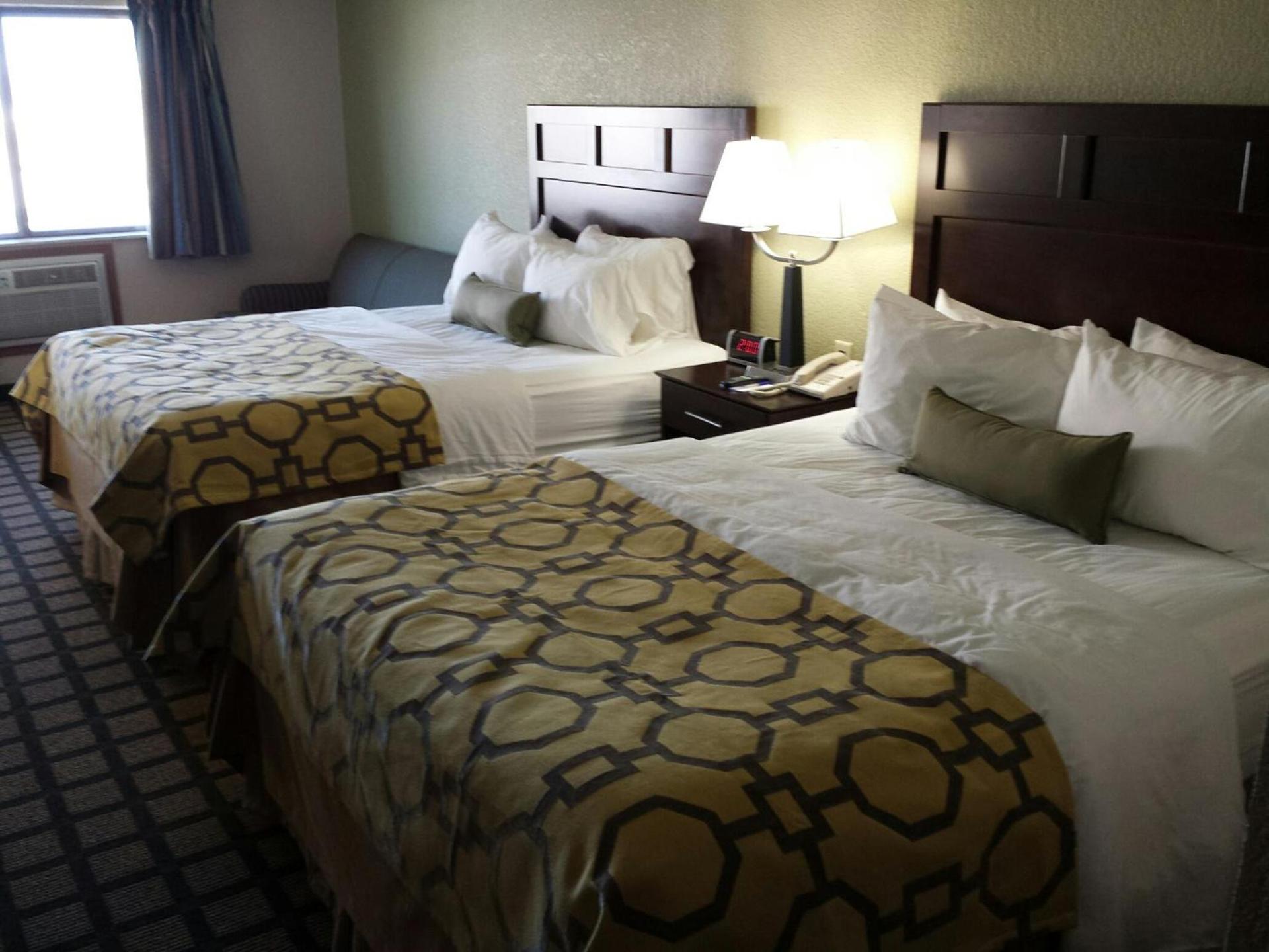 Baymont by Wyndham Ames photo 21