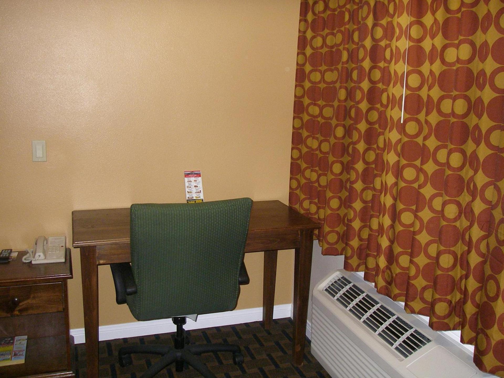 Fullerton Lodge photo 15
