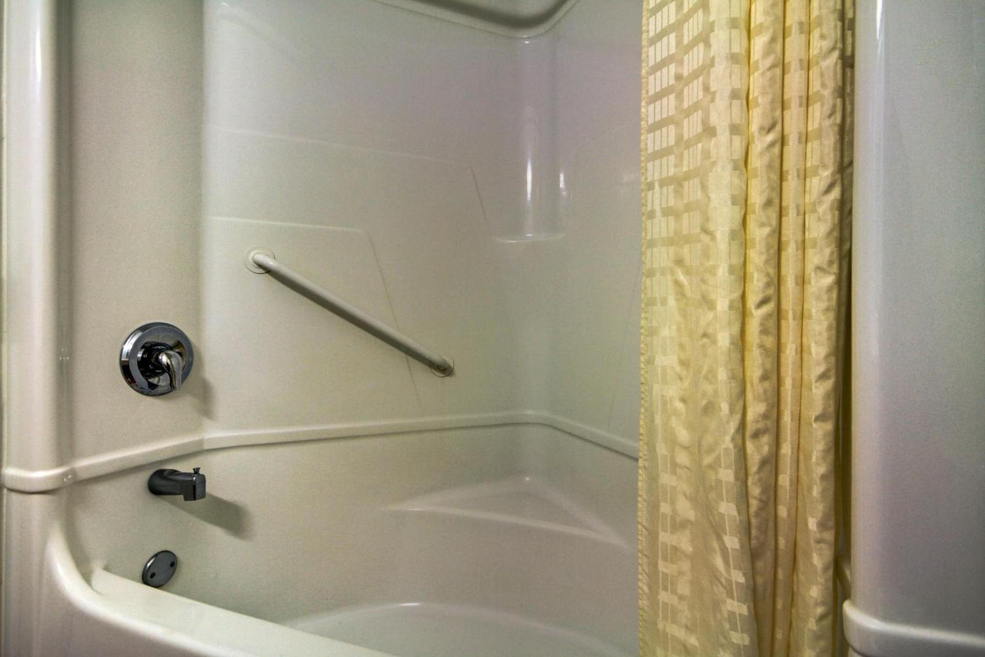 Motel 6-Montgomery, AL - Airport photo 86