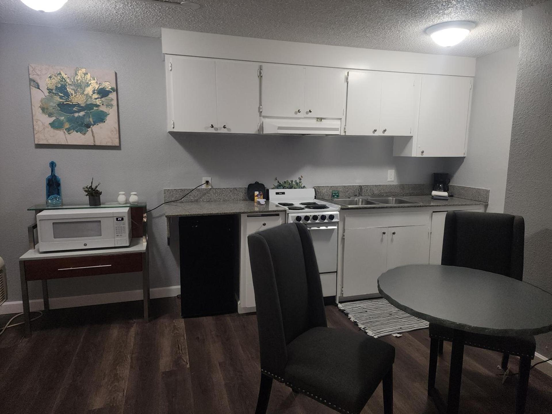 Naval Suites by FairBridge photo 16