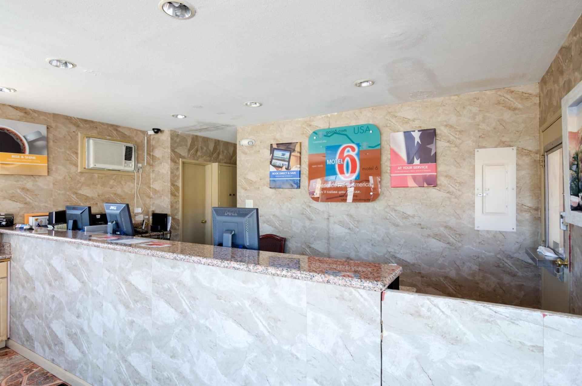 Motel 6-Santa Fe, NM - Downtown photo 17