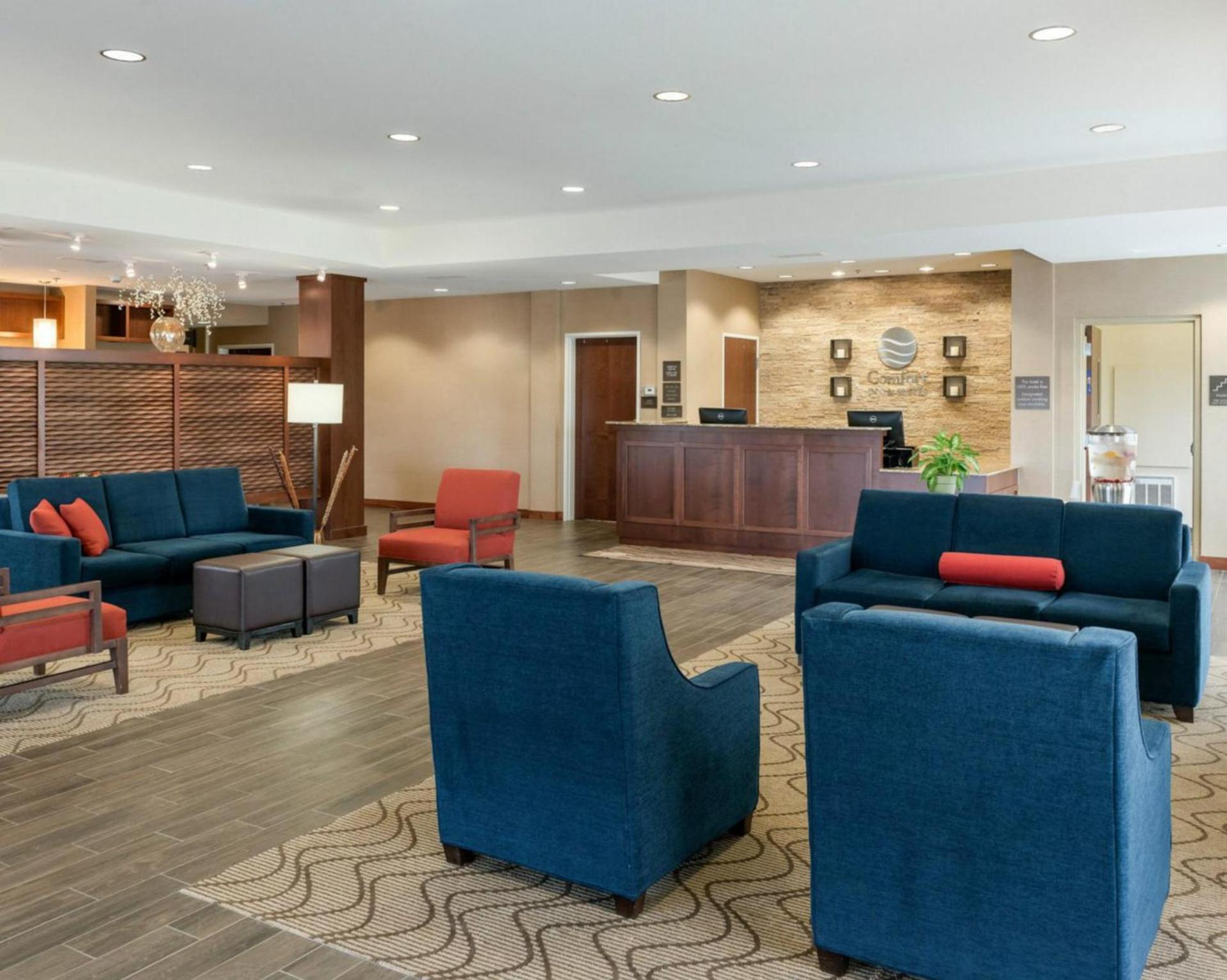 Comfort Inn & Suites West - Medical Center photo 46