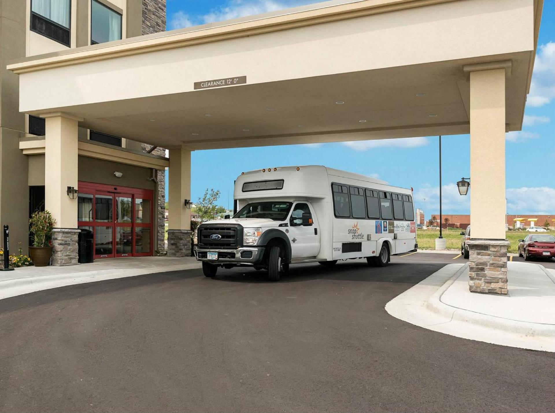 Comfort Inn & Suites West - Medical Center photo 57