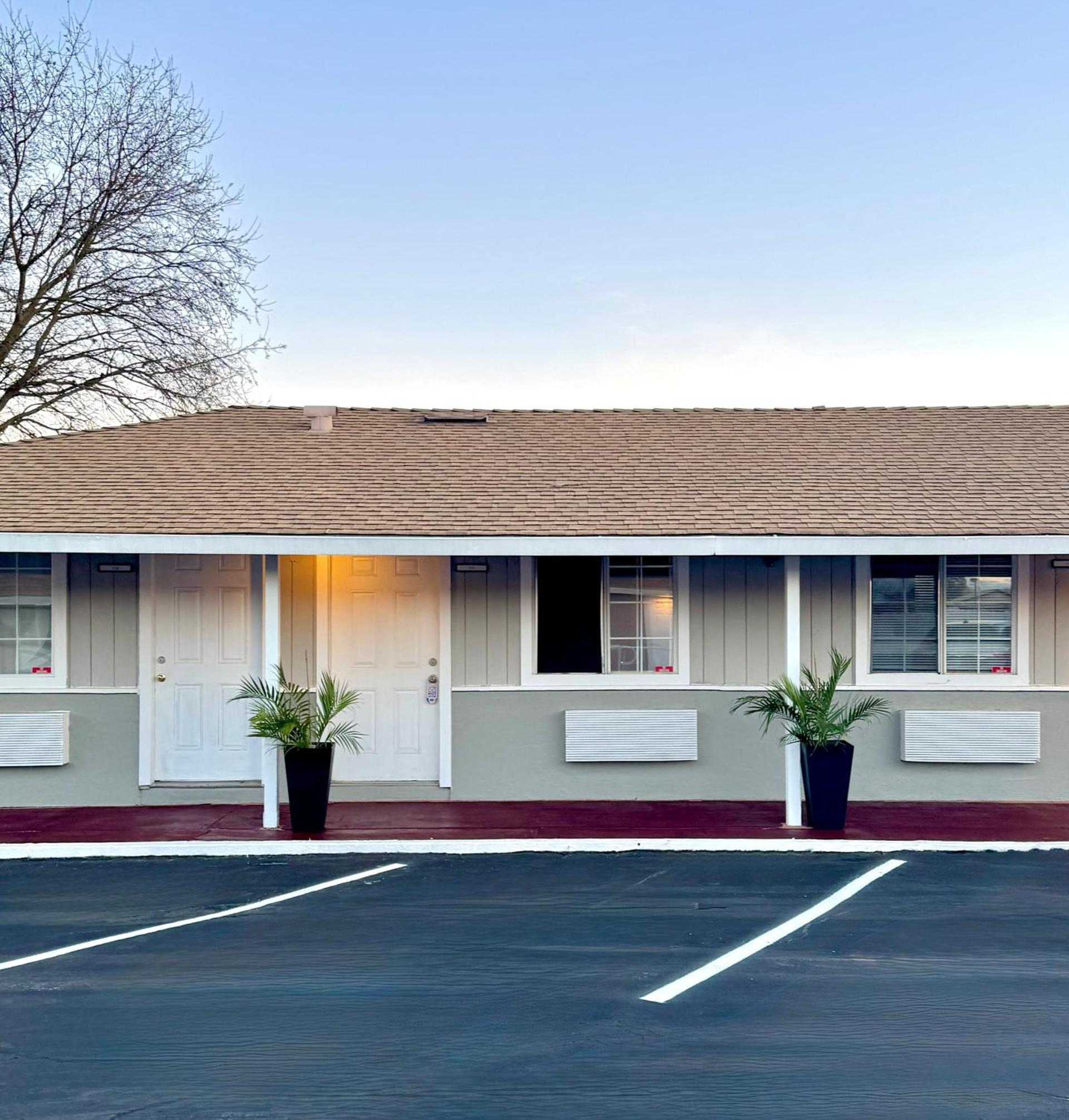 Budget Motel photo 8