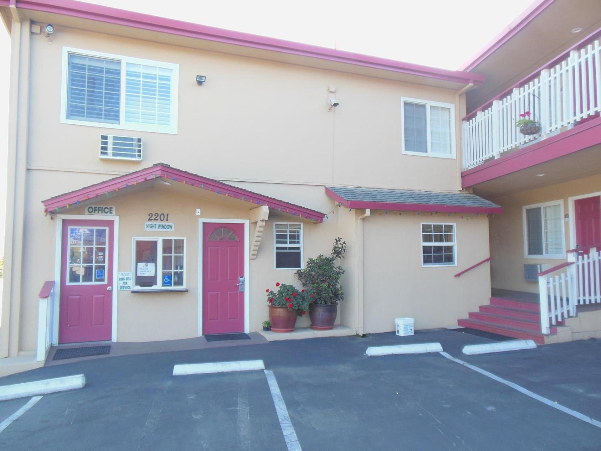Sealamp Inn — hotel in Seaside