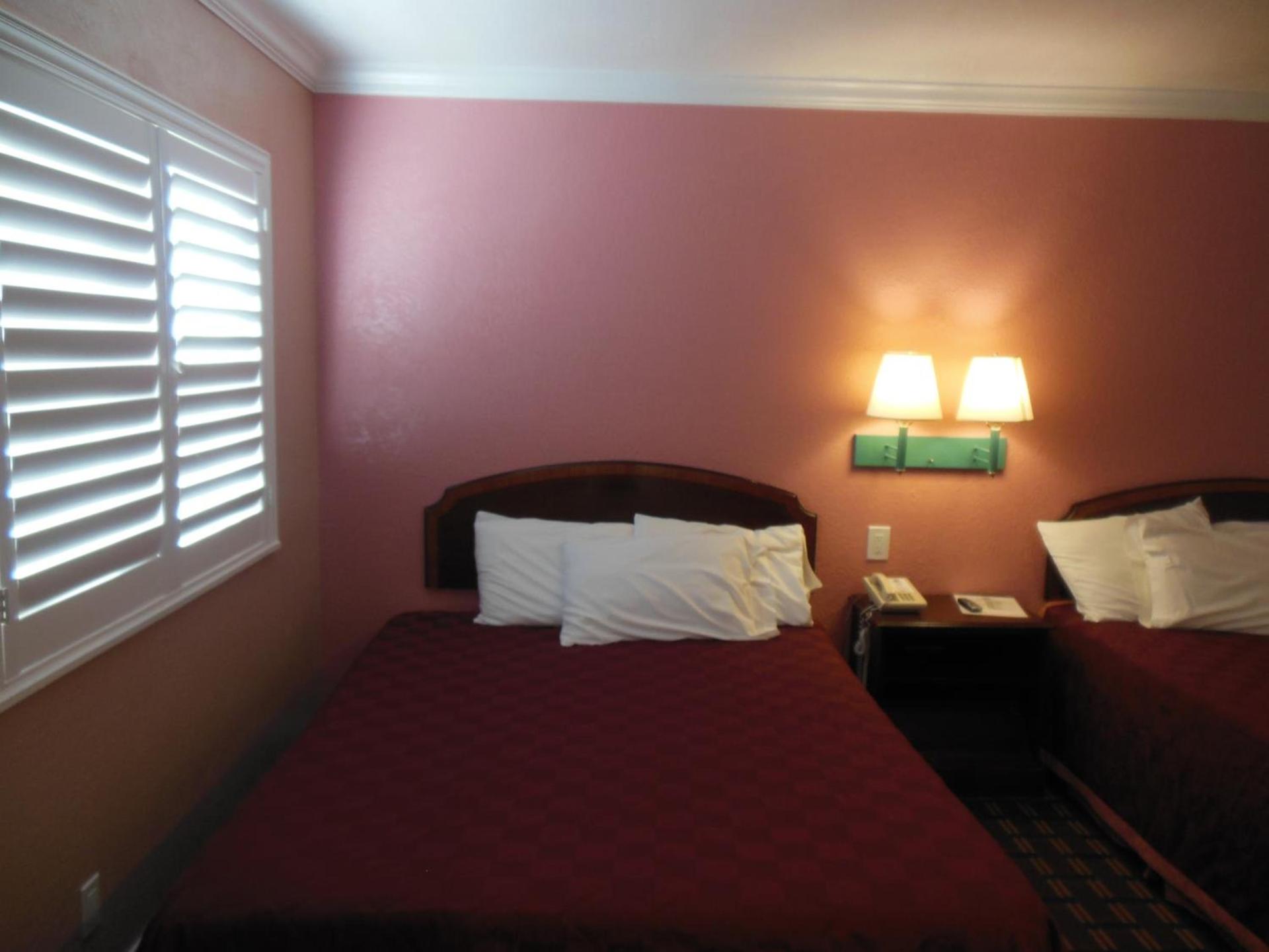 Sealamp Inn photo 6