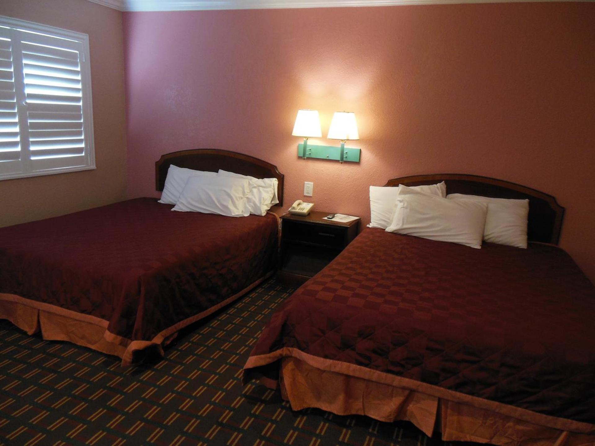 Sealamp Inn photo 17