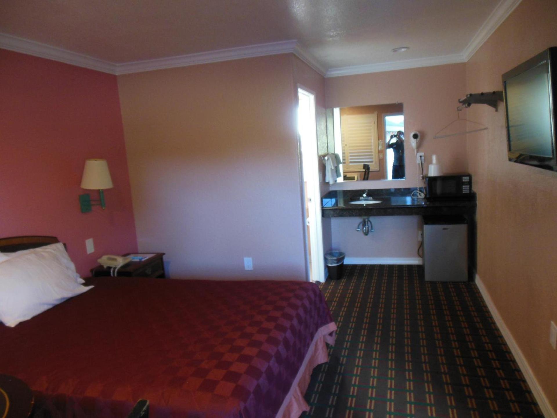 Sealamp Inn photo 25