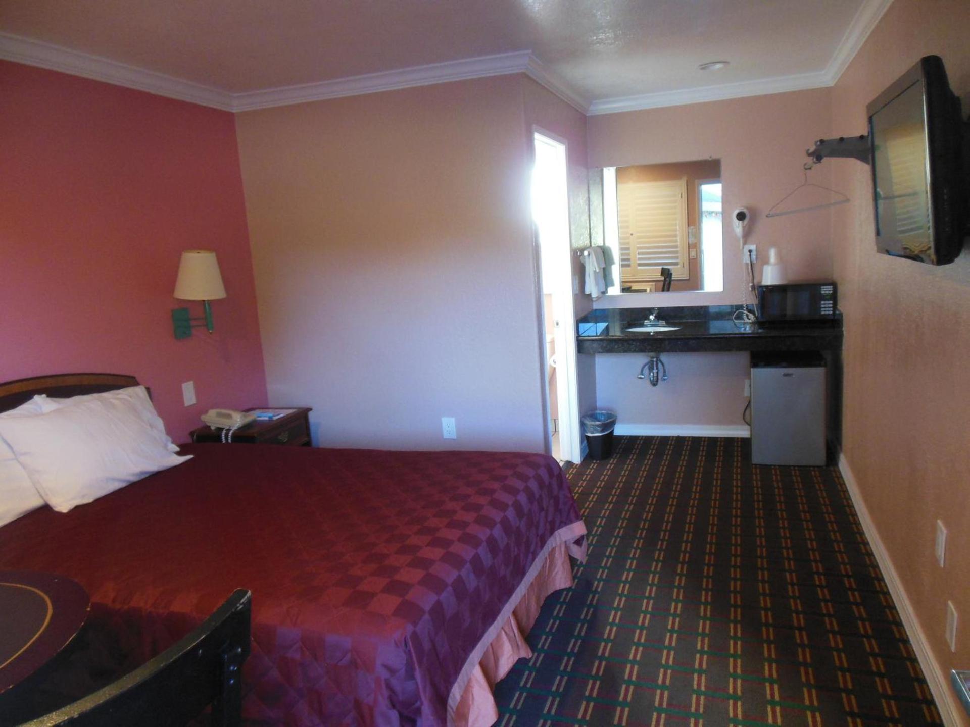Sealamp Inn photo 29