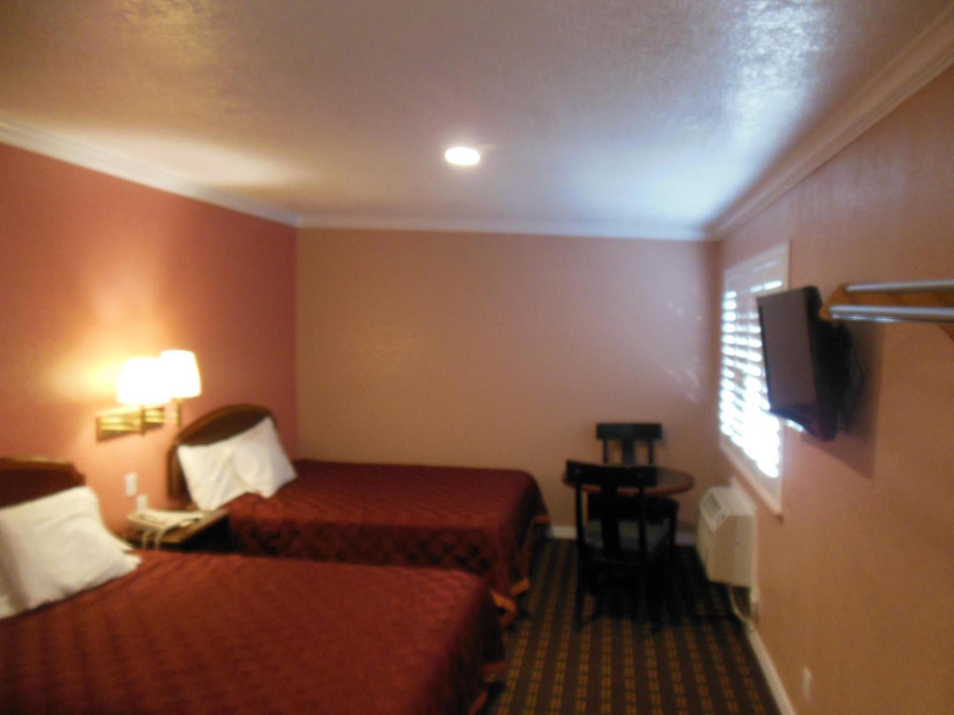 Sealamp Inn photo 40