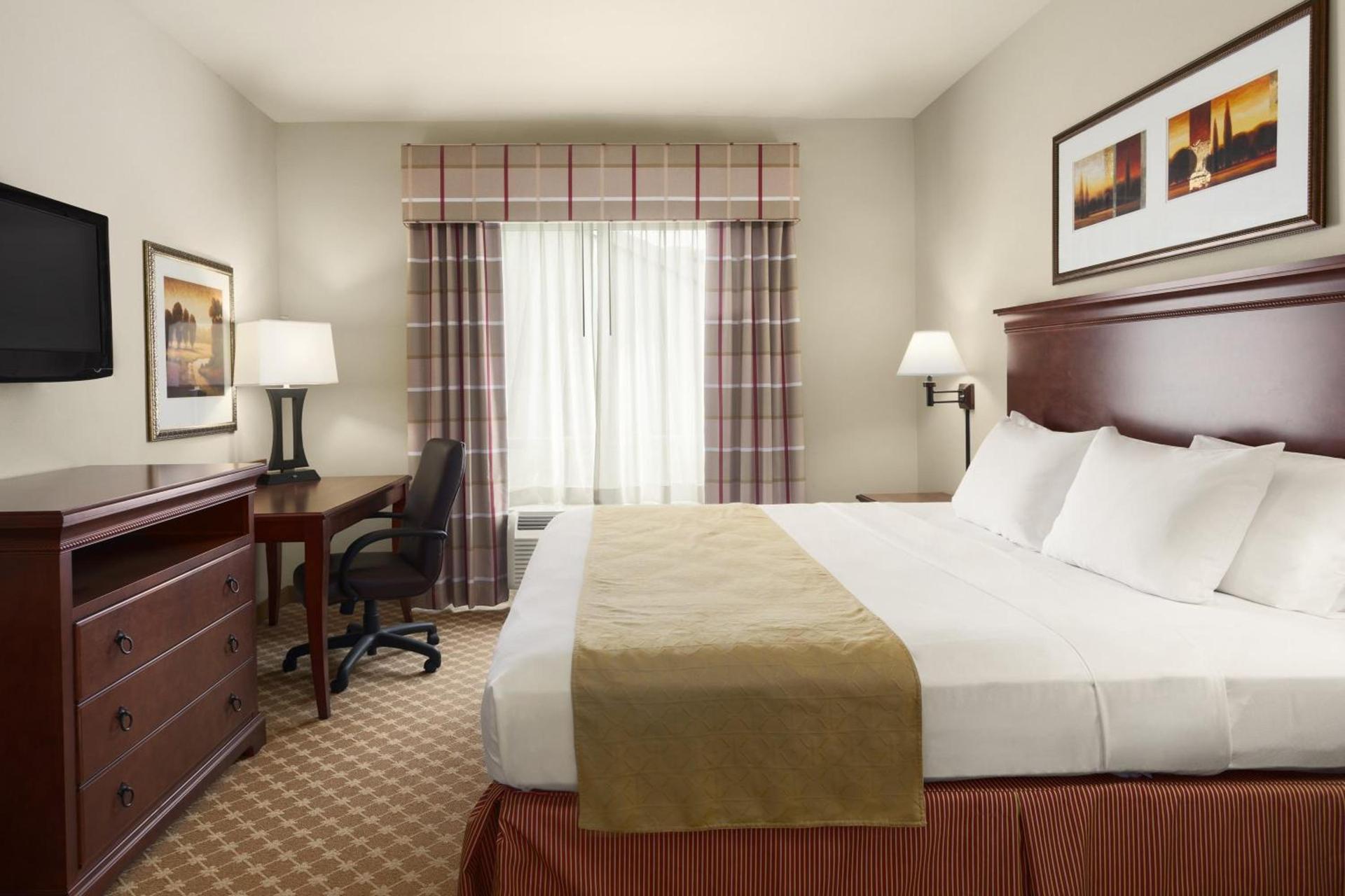 Country Inn & Suites by Radisson, Tifton, GA photo 16