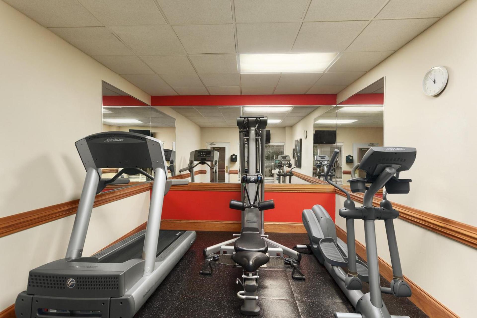 Country Inn & Suites by Radisson, Tifton, GA photo 24